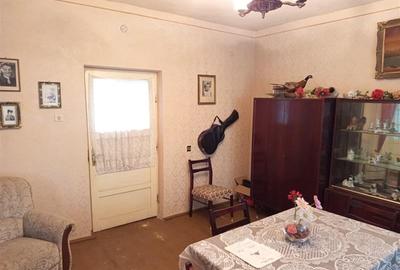 Casă individuală cu 5 camere cu Teren 1439 Mp în Iam - 27