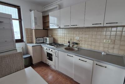 Apartament cu 3 camere decomandat în Buziașului - 2