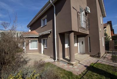 Vila individuala cu piscina de inchiriat in ansamblu rezidential zona OMVD - 19