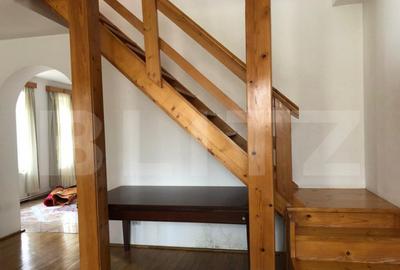 Casa de vanzare, cu 7 camere, 350 mp u & 2850 mp teren - 8