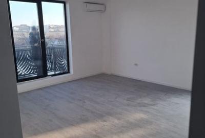 Apartament cu 2 camere decomandat în Băile Felix