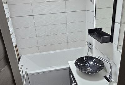 Apartament cu 3 camere decomandat în Central - 10