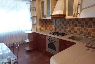 Apartament cu 2 camere semidecomandat în Titulescu - 3