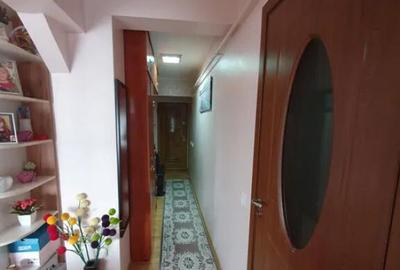 Apartament cu 2 camere Zona Burdujeni - Cuza Voda 2 - 2