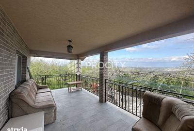 Casă cu 3 camere cu Teren 3547 Mp în Miroslava - 2