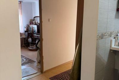 Apartament cu 3 camere decomandat în Central - 2