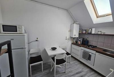 Apartament cu 2 camere decomandat, mobilat în Șelimbăr