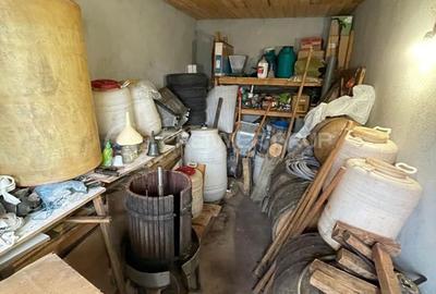 Casă cu 4 camere cu Canalizare în Tomești