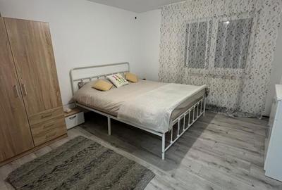 Apartament cu 3 camere decomandat în Central - 3