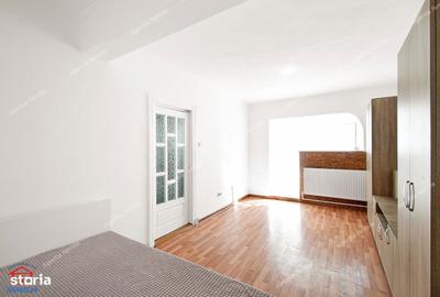 Garsonieră decomandată, mobilată în Port - 3