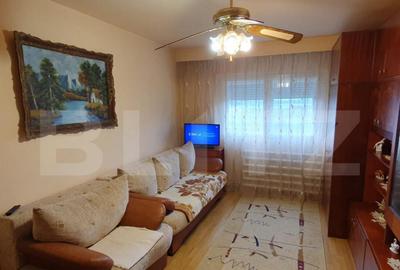 Apartament cu doua camere, bucatarie spatioasa si baie - 1