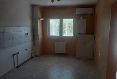 Apartament cu 3 camere decomandat în Central - 2