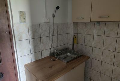 Garsonieră decomandată în Central - 1