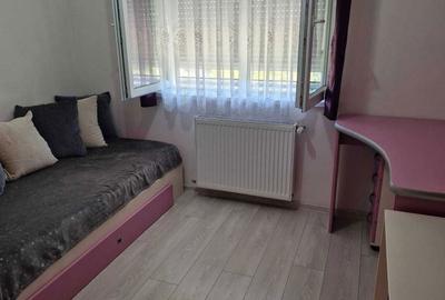 Apartament cu 3 camere decomandat în Central - 2