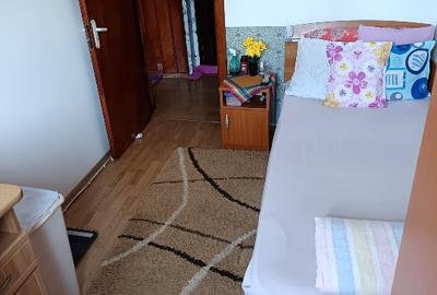 Apartament cu 3 camere semidecomandat în Vest - 11