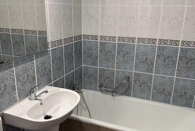 Metrou 1 Decembrie - Apartament 2 camere , decomandat