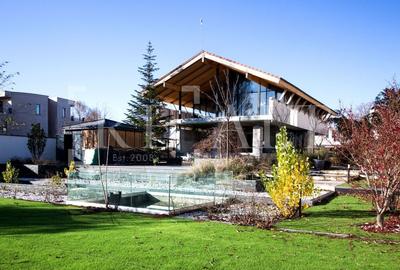 Vanzare casa. vila 7 camere | Arhitectura deosebita, Deschidere lac | Petricani - 1
