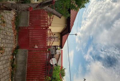 Casă cu 4 camere cu Teren 225 Mp în Central - 4