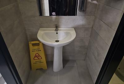 Spațiu comercial, de 300 mp, în Central - 5