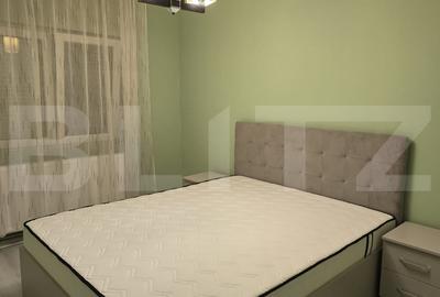 Apartament de vanzare, cu 4 camere, 78 mp, zona Micro17 - 7