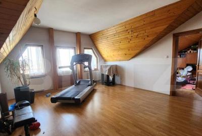 Casă cu 13 camere cu Teren 707 Mp în Sângeorgiu de Mureș - 3