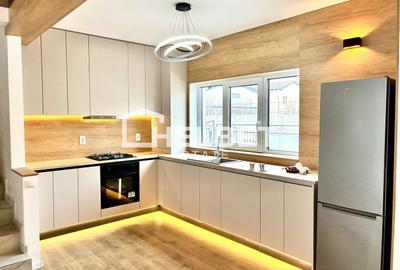 Duplex cu 4 camere cu Canalizare în Sânpetru - 4