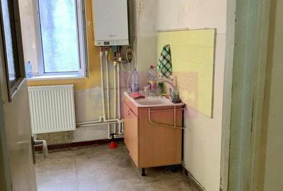 Apartament cu 4 camere semidecomandat în Tăbăcărie - 9