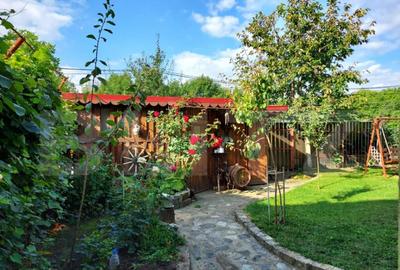 Casă cu 7 camere cu Teren 316 Mp în Central