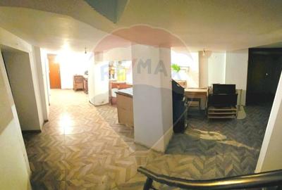 Casa 15 camere de vanzare zona Universitate + spatiu comercial parter - 29