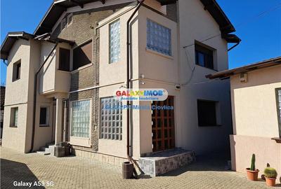 Casă cu 4 camere cu Teren 985 Mp în Central - 21