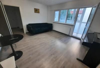 Vand apartament 3 camere Tineretului la 2 min de parc