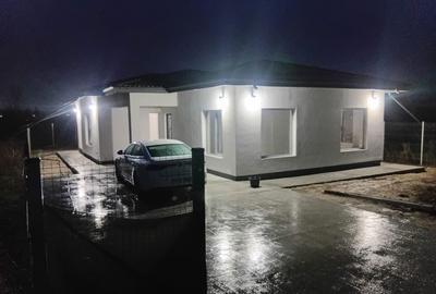 Casă cu 3 camere în Mogoșești - 7