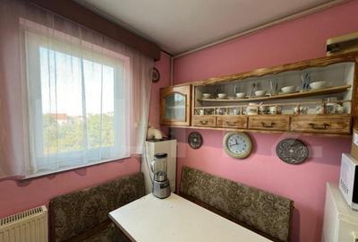 Apartament cu 2 camere semidecomandat în Semicentral