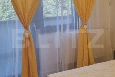 Apartament 3 camere, 105 mp, lux, terasa si piscina, loc gratar, zona 1 Mai - 13