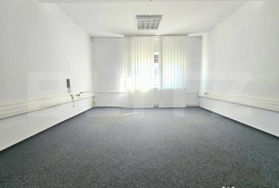 Casă cu 6 camere cu Teren 300 Mp în Central - 3