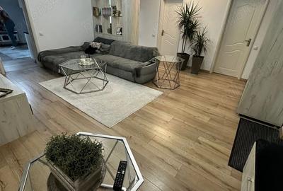 Proprietar, Vand apartament modern cu 3 camere, terasa, balcon, loc de parcare ?i boxa - 2