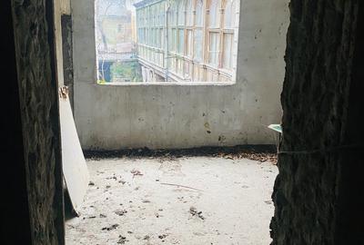 Casă cu 6 camere în Oravița - 2