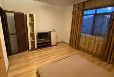 Apartament cu 2 camere decomandat în Central - 1