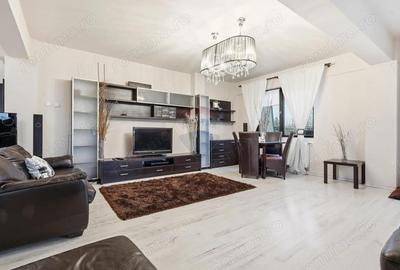 PENTHOUSE ULTRACENTRAL CU PRIVELISTE PANORAMICA | 3 CAMERE - 1