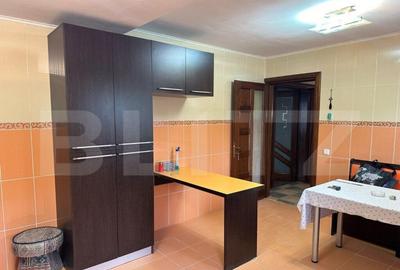 Casă cu 7 camere cu Teren 6000 Mp în Burdujeni - 11