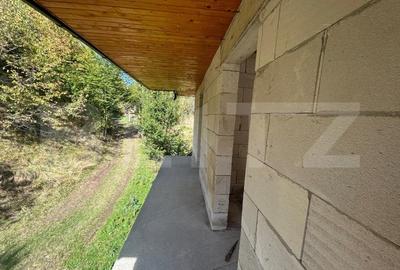 Casa la rosu in zona Bargau - 6