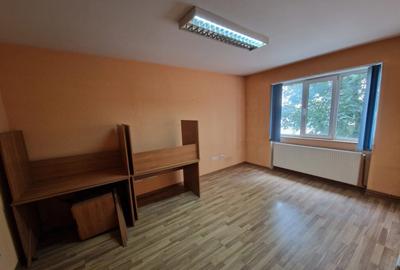 Apartament 2 camere, 45 mp, zona Central - 14