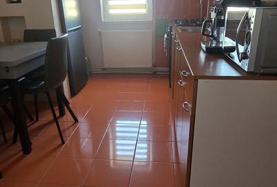 Apartament cu 2 camere semidecomandat în Central - 2