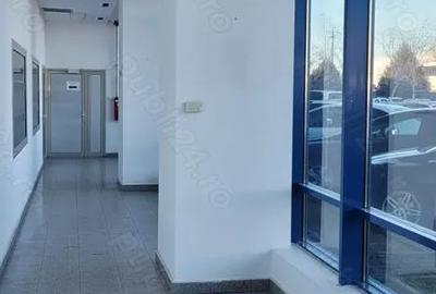 Spațiu comercial, de 33 mp, în Central - 5
