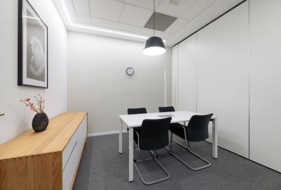 Spațiu privat pentru 4 – Regus Iulius Business Centre