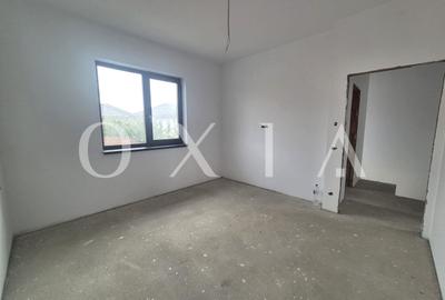 Casă cu 4 camere cu Canalizare în Chișoda - 9