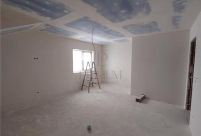 Duplex spatios la asfalt - toate utilitatile - personalizare interioara - 5