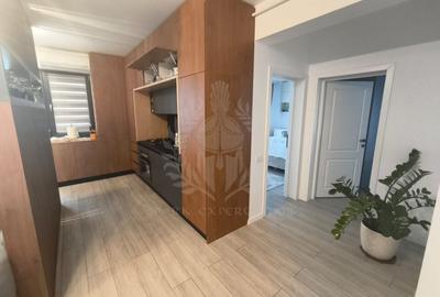 APARTAMENT 3 CAMERE// ZONA 9 MAI - 8