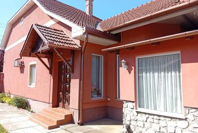 Casă cu 4 camere cu Teren 785 Mp în Central - 15