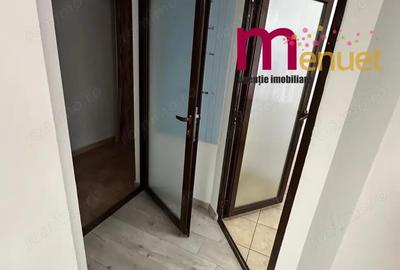 Spațiu comercial, de 50 mp, în Central - 1